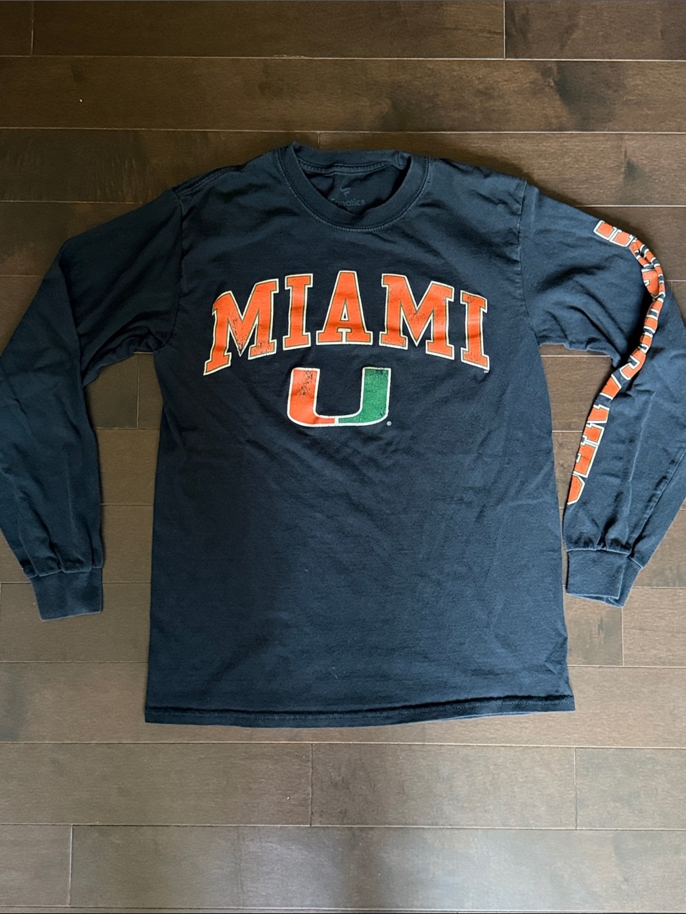 Fanatics men’s black U Miami Hurricanes long sleeve T sz S
